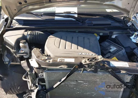 2013 Chrysler Town & Country Touring from USA, damaged, VIN 2C4RC1BG8DR539752